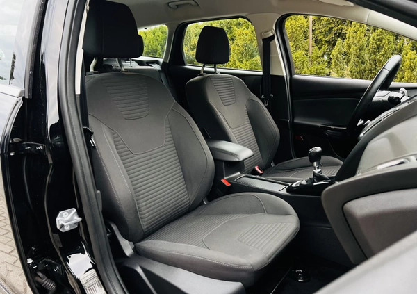 Ford Focus cena 34900 przebieg: 106000, rok produkcji 2016 z Grodków małe 631